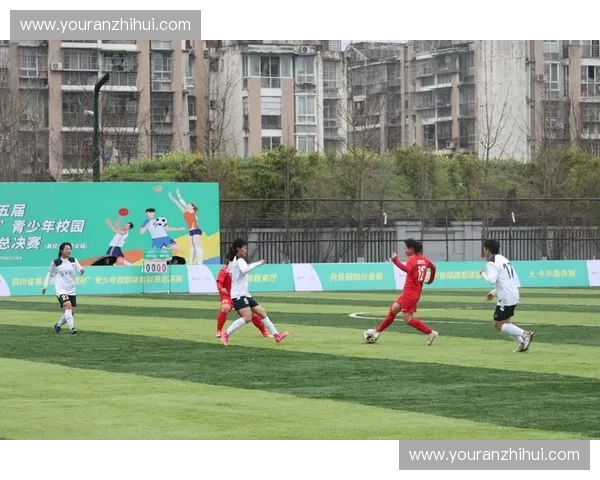 围绕全国少年足球联赛推动青少年体育全面发展的实践路径探析研究